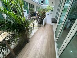 yio-chu-kang-road photo thumbnail #1